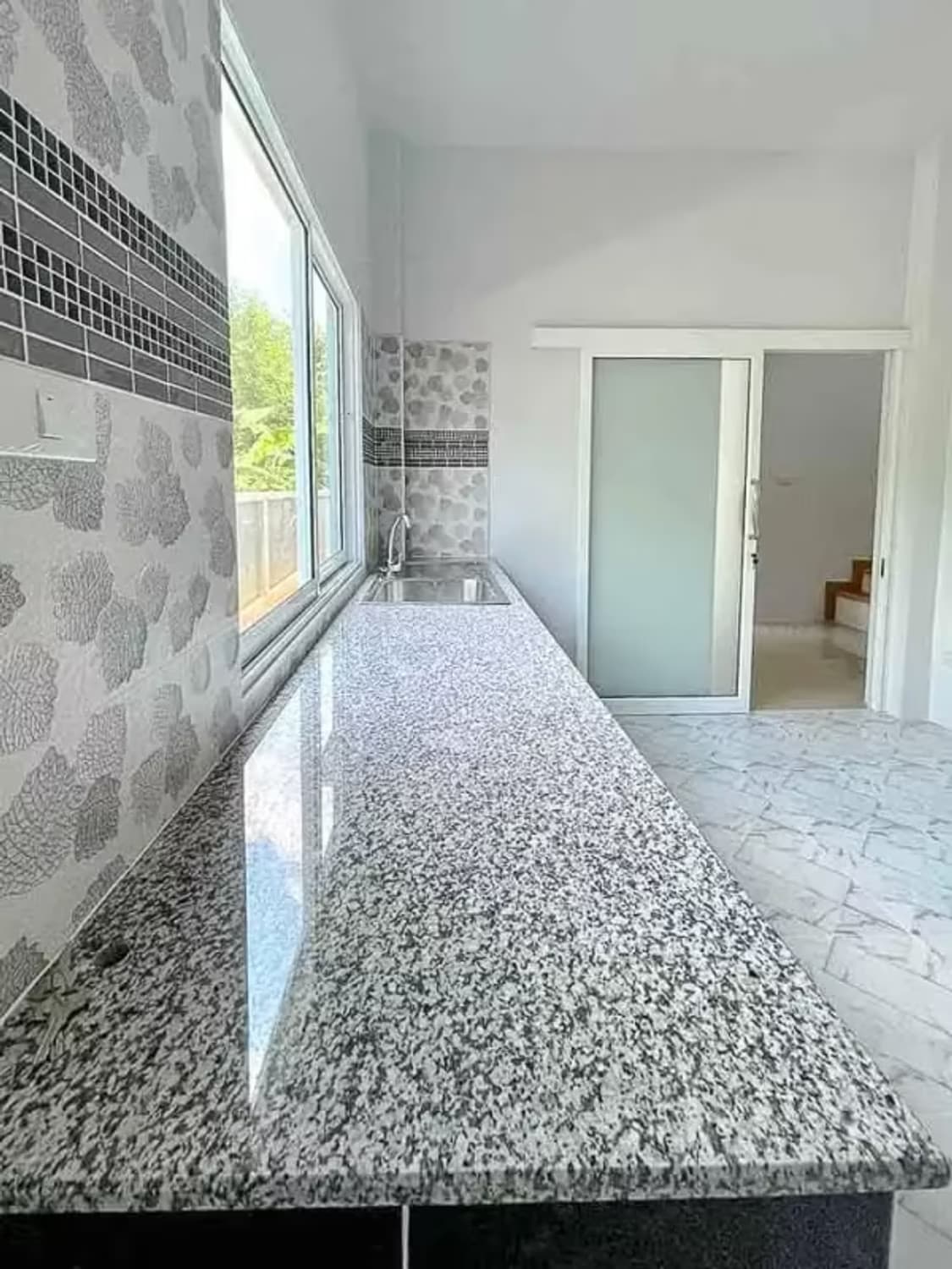 4 Bedroom House - Image 4