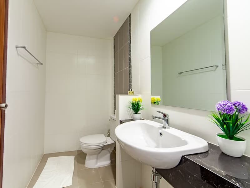 4 Bed Townhouse for Rent and Sale in Mueang Chiang Mai