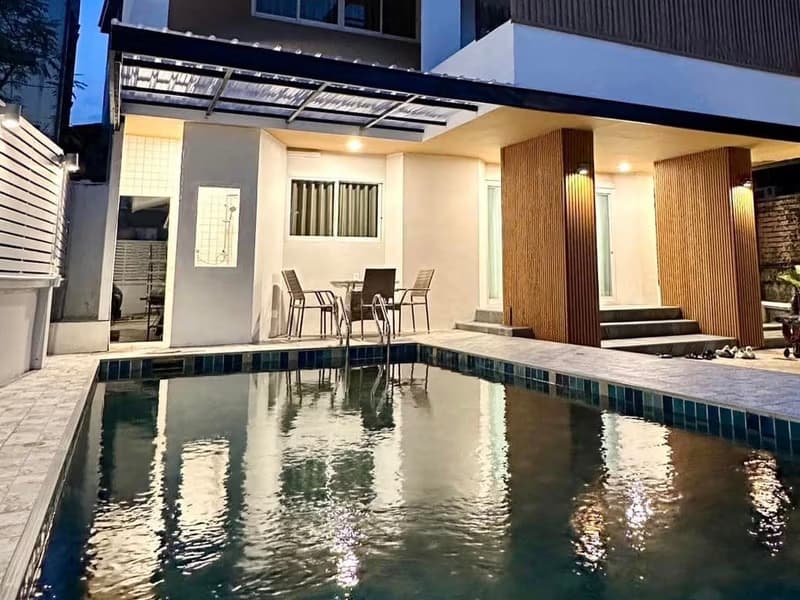 4 Bed House for Rent in Mueang Chiang Mai