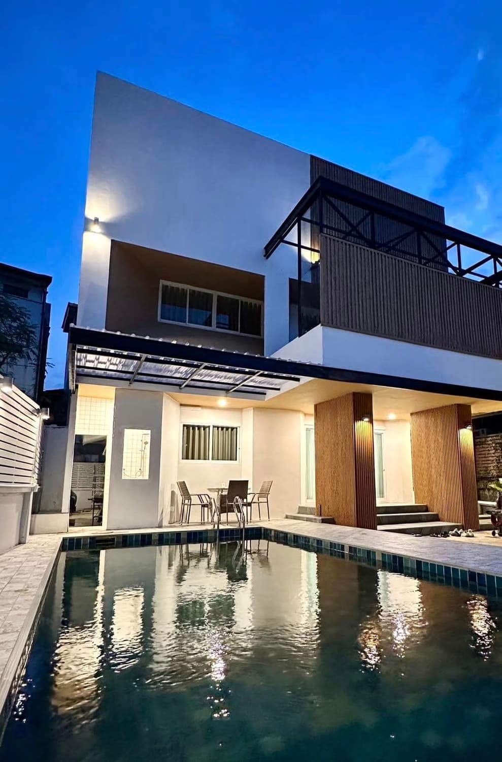4 Bed House for Rent in Mueang Chiang Mai - Image 1