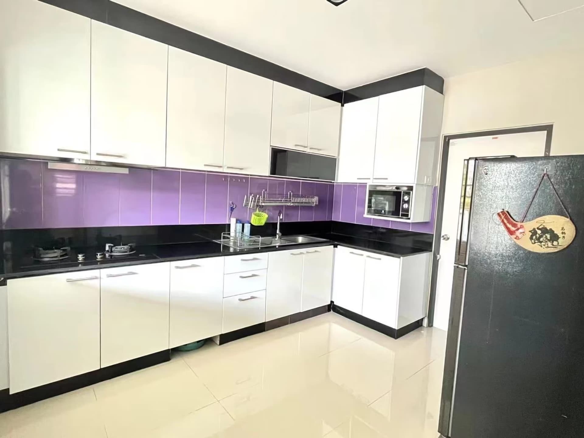 3 Bed House for Rent in Saraphi - Image 3