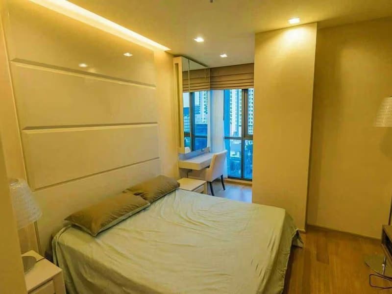2 Bed Condo for Rent in Bang Rak