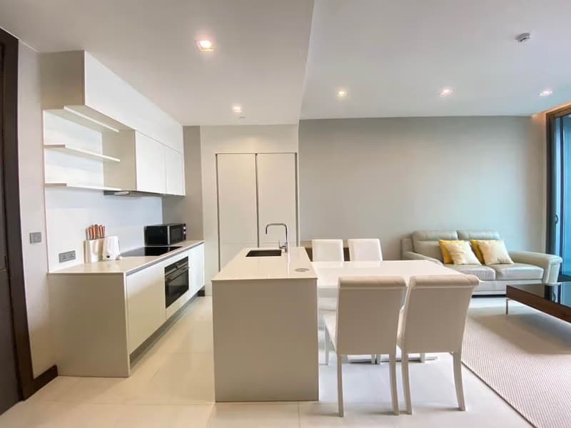 Q1 Sukhumvit Condo by Q House