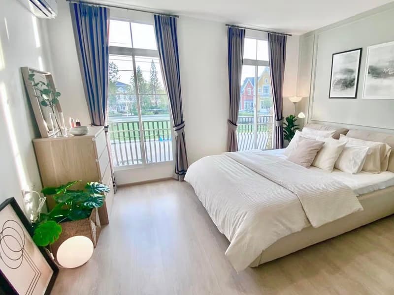 3 Bed Townhouse for Rent and Sale in Prawet