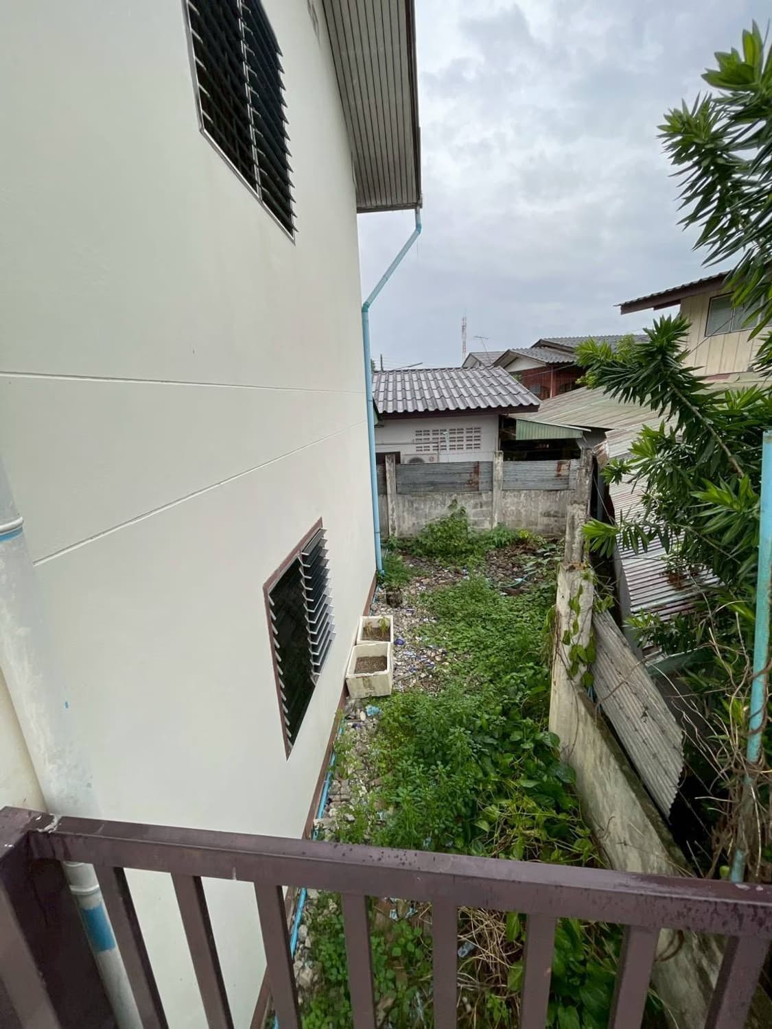 6 Bed House for Rent in Mueang Chiang Mai District - Image 9