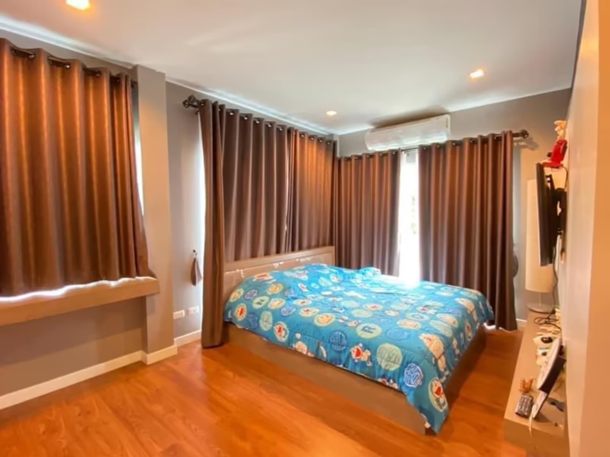 3 Bedroom House - Image 6