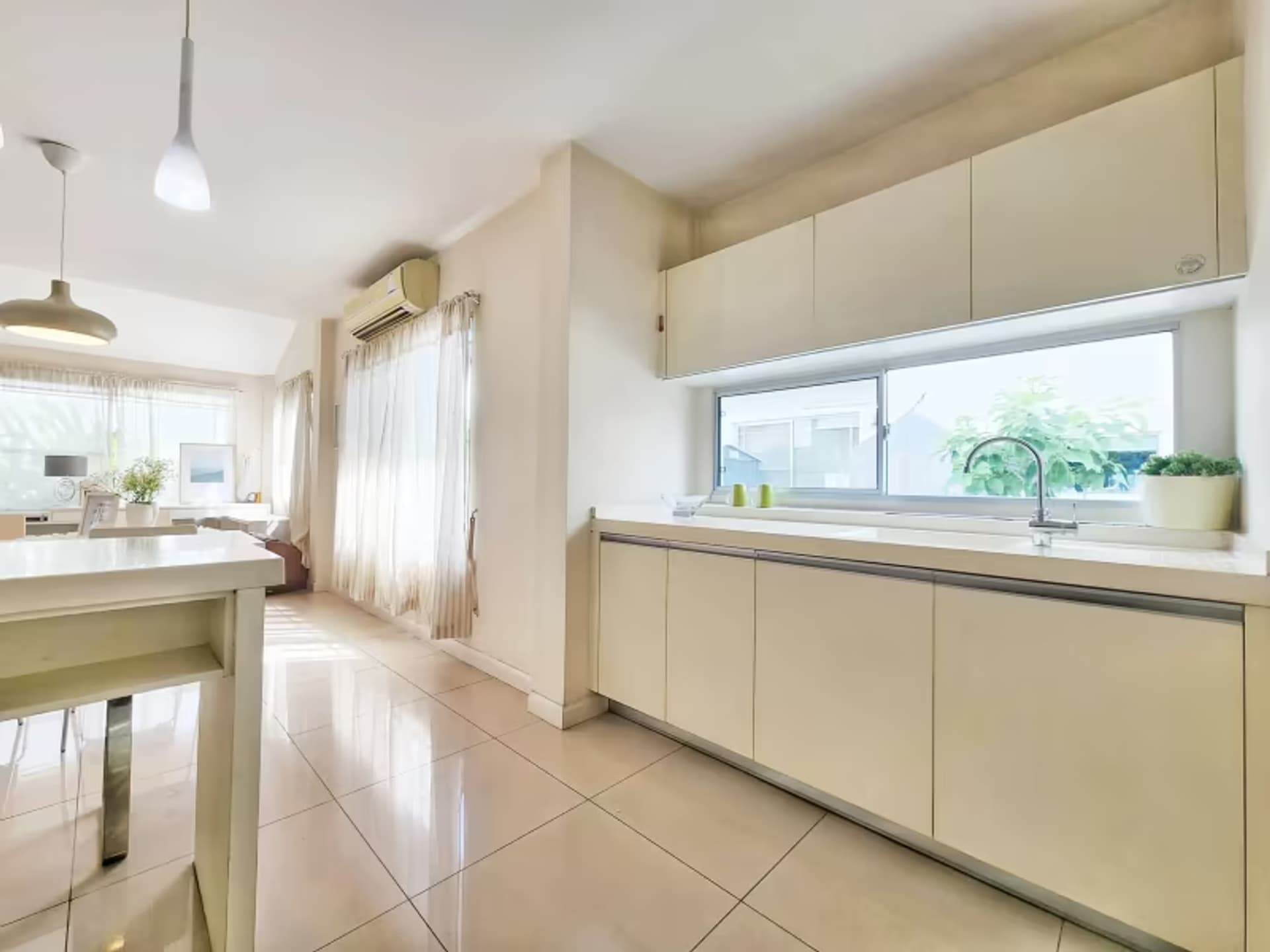 3 Bedroom House - Image 12