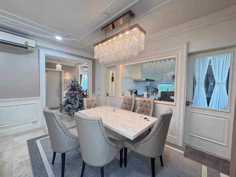 3 Bed House for Sale in Bang Phli