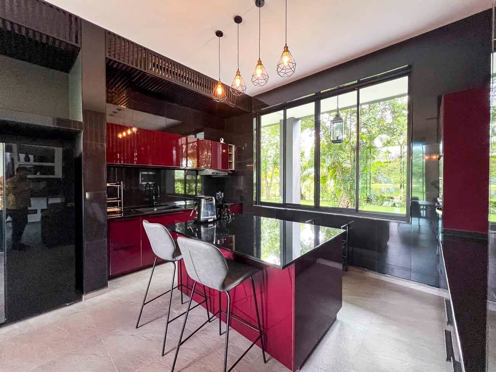 6 Bed House for Sale in Mae Rim District - Image 14