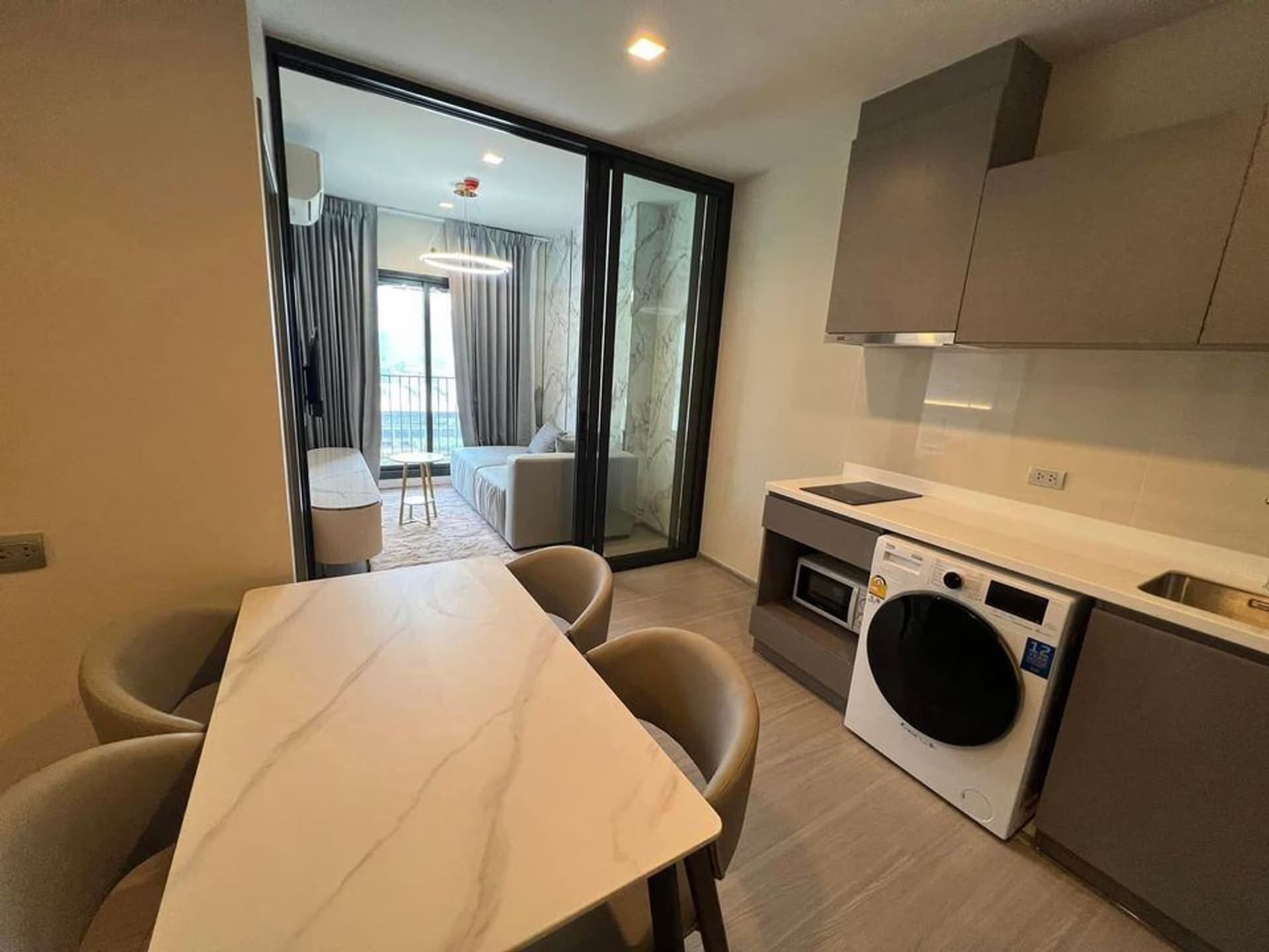 1 Bedroom Condo - Image 4