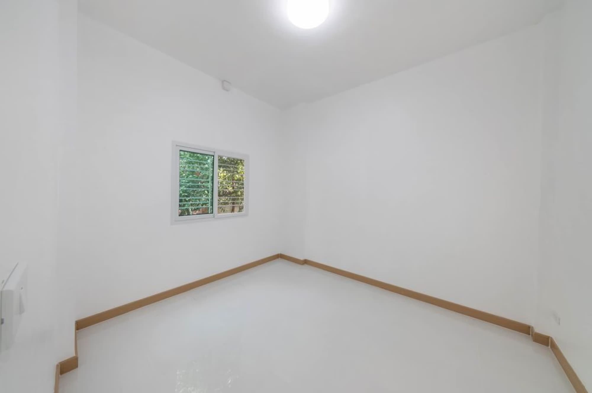  - Image 6