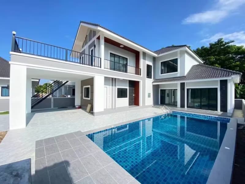 4 Bedroom House