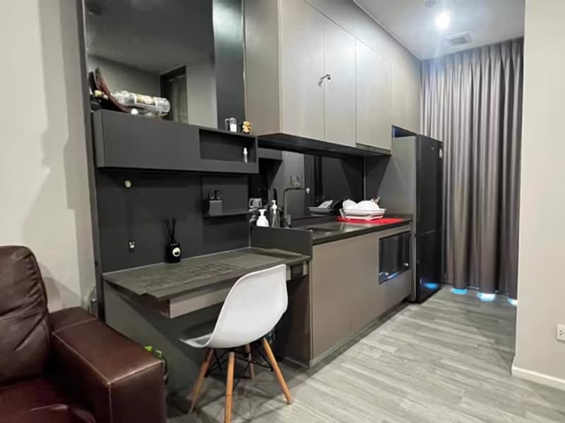 Condo for Rent at The Room Sukhumvit 69
