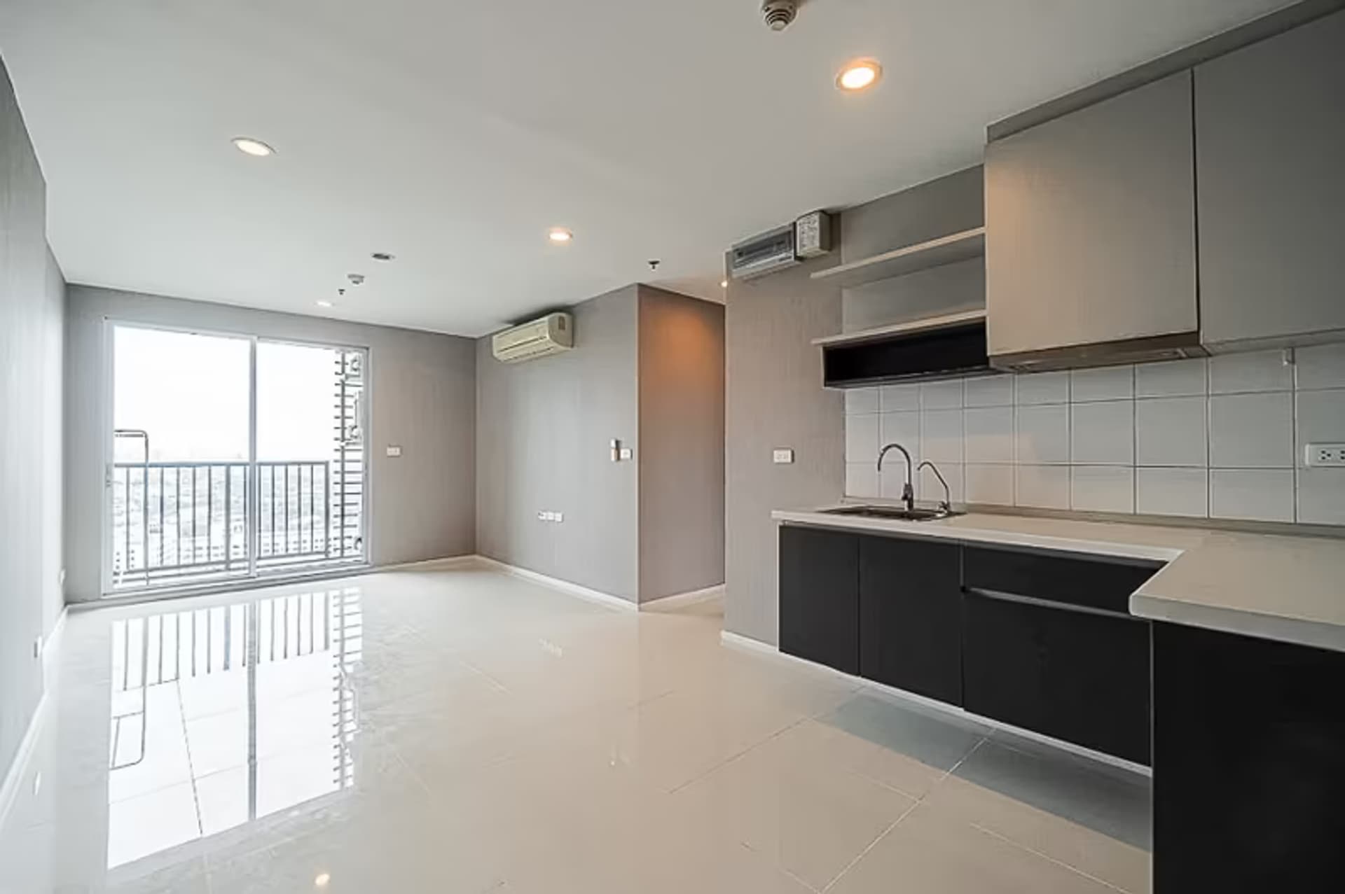 Condo for Sale at The Base Sukhumvit 77   - Image 10