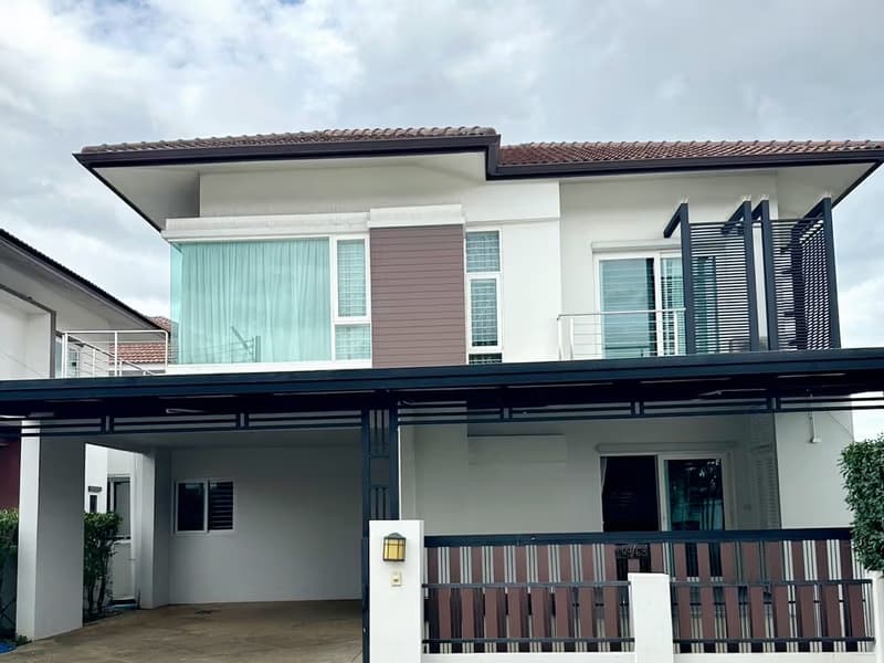 3 Bed House for Rent in San Kamphaeng