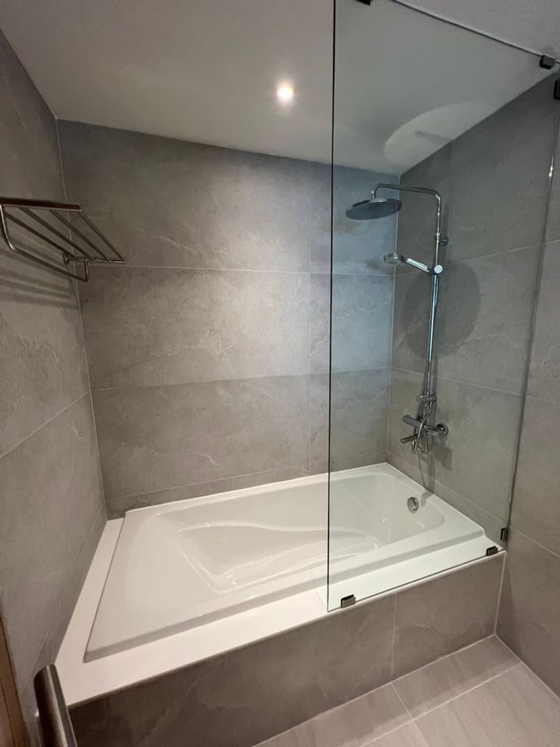 Condo for Rent, Sale at Ban Phloen Chit Apartment - Image 12