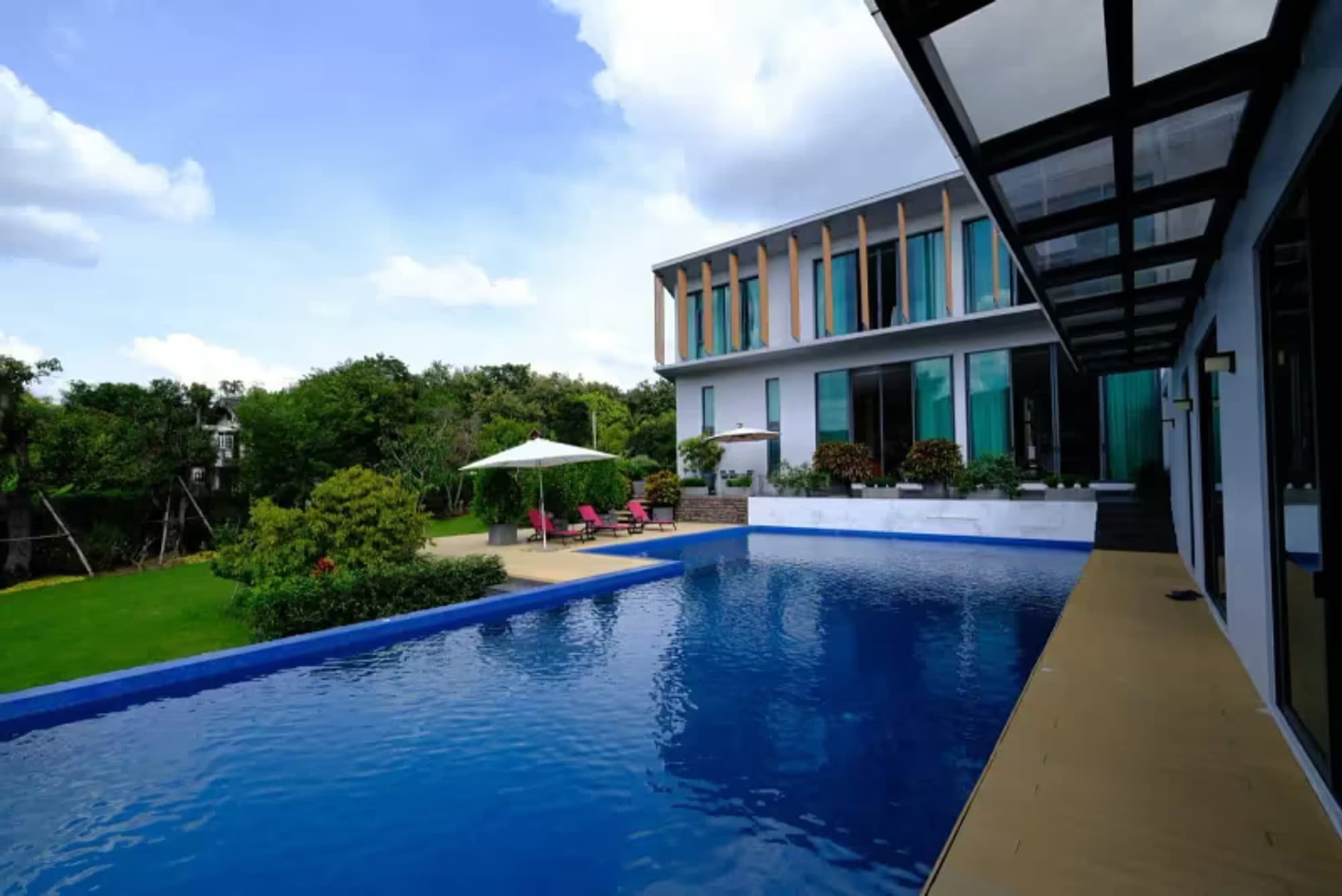 4 Bedroom House - Image 3