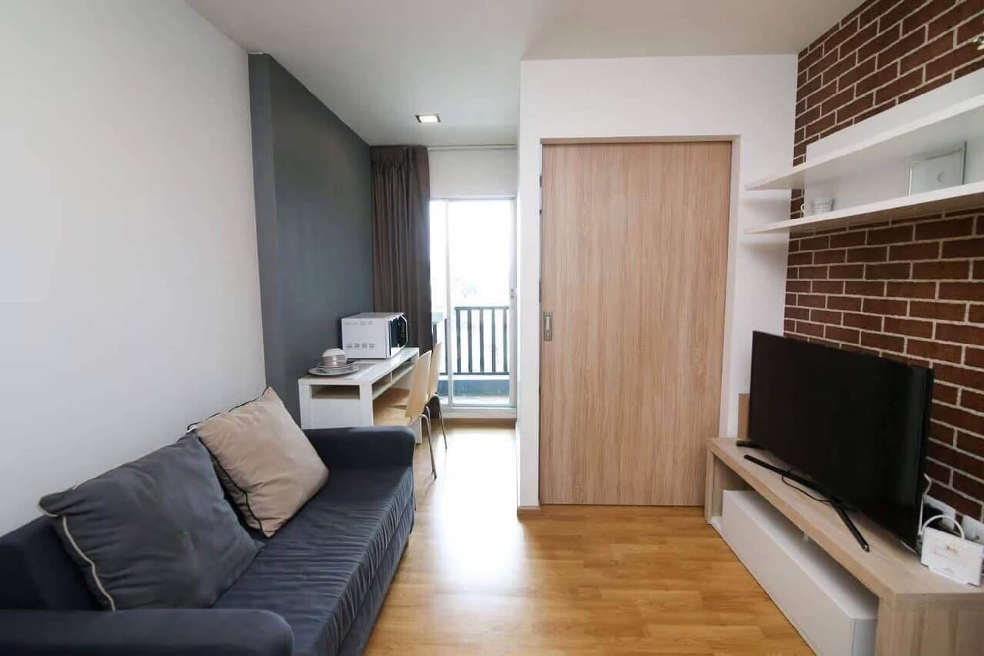 1 ห้องนอน คอนโด สำหรับ ขาย ใน Bang Na - Image 1