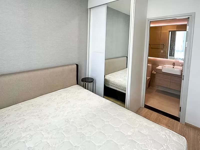 1 Bedroom Condo
