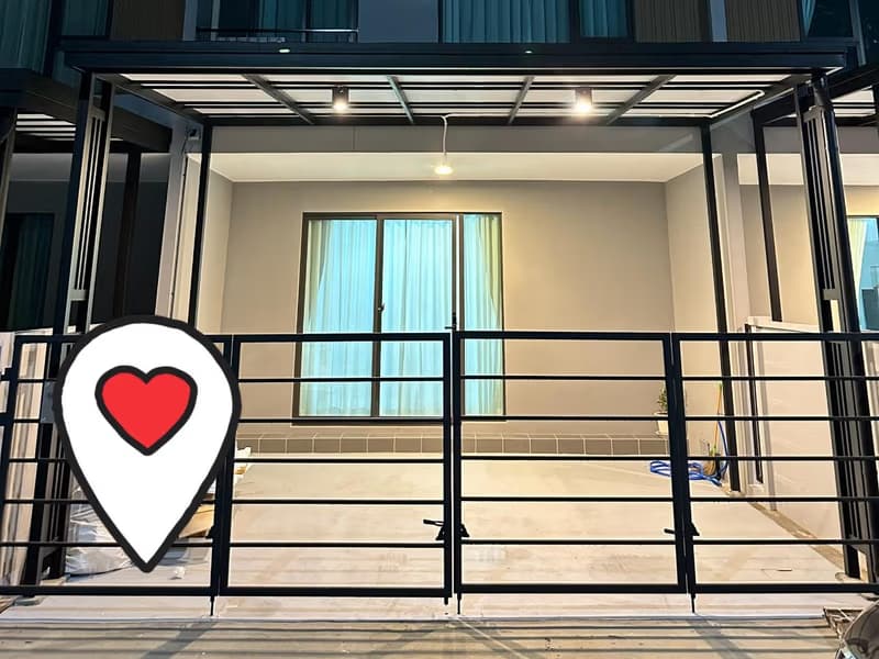 3 Bed Townhouse for Rent in Bang Phli