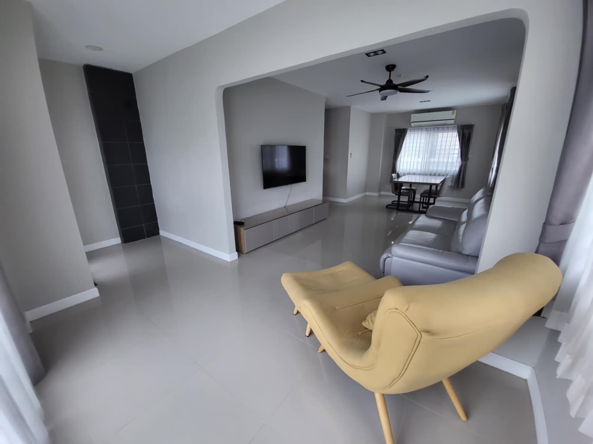 3 Bed House for Rent in Saraphi - Image 2