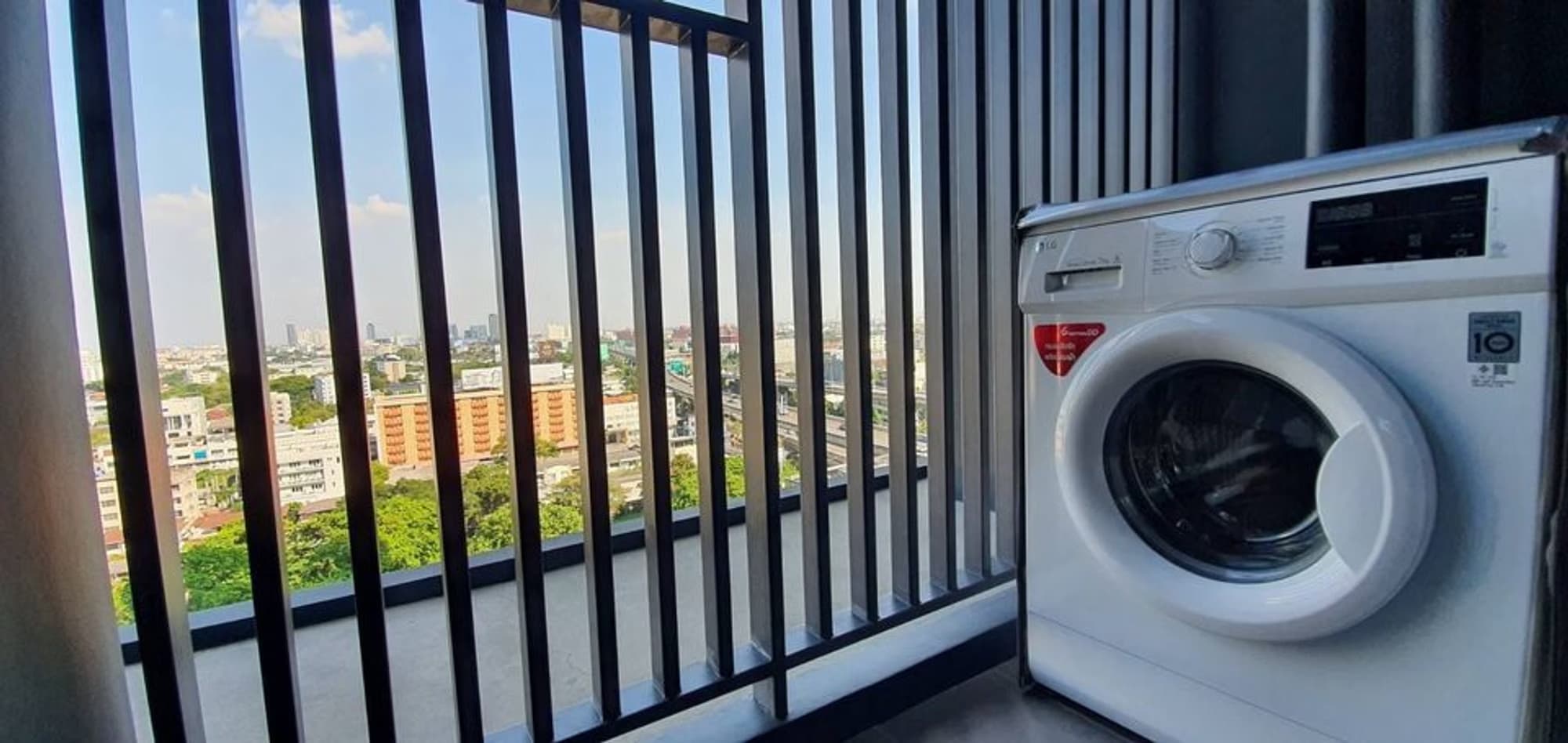 1 ห้องนอน Condo สำหรับ ขาย ใน บางกะปิ - Image 5