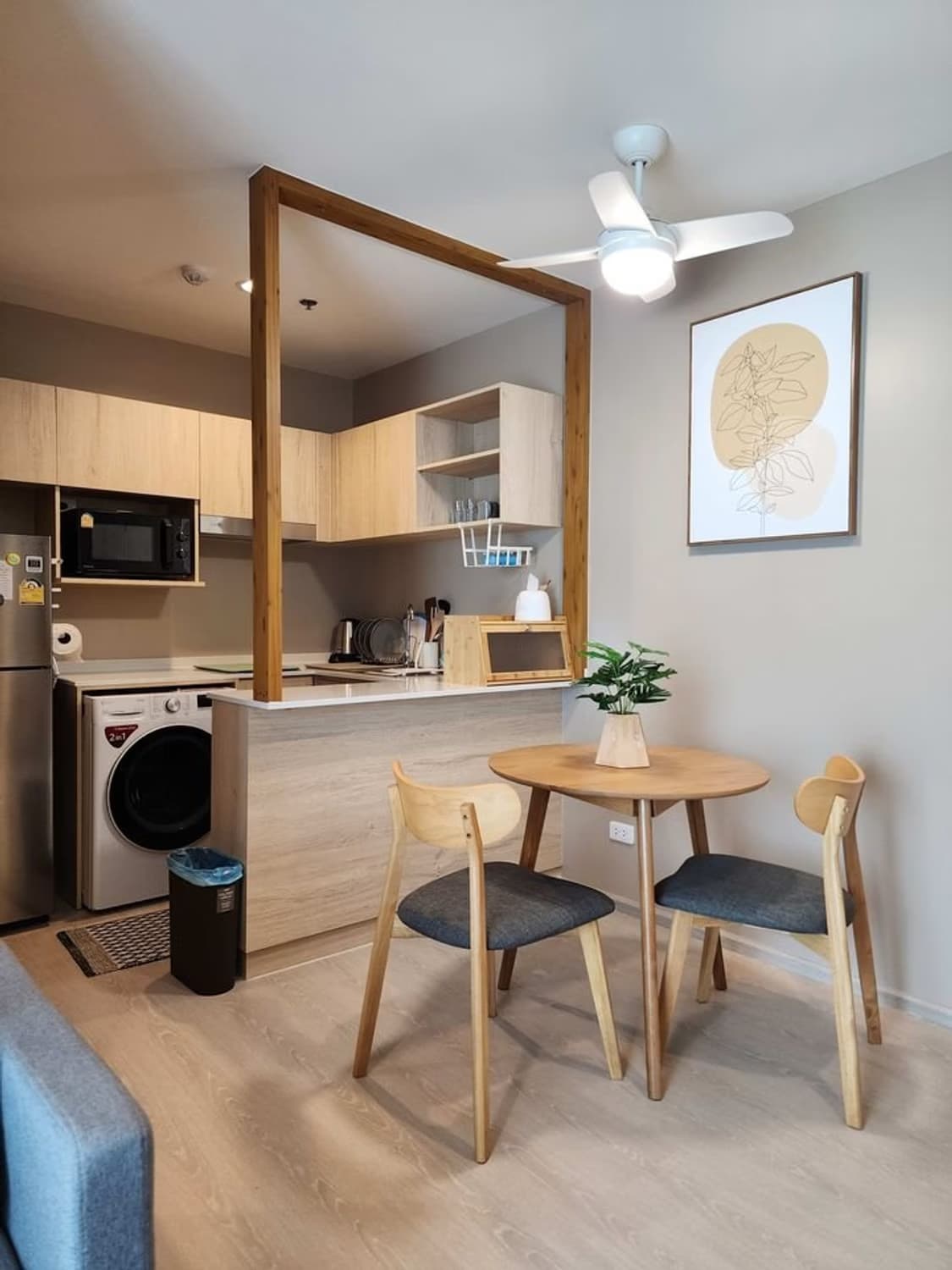 2 Bed Condo for Rent in Mueang Samut Prakan - Image 2