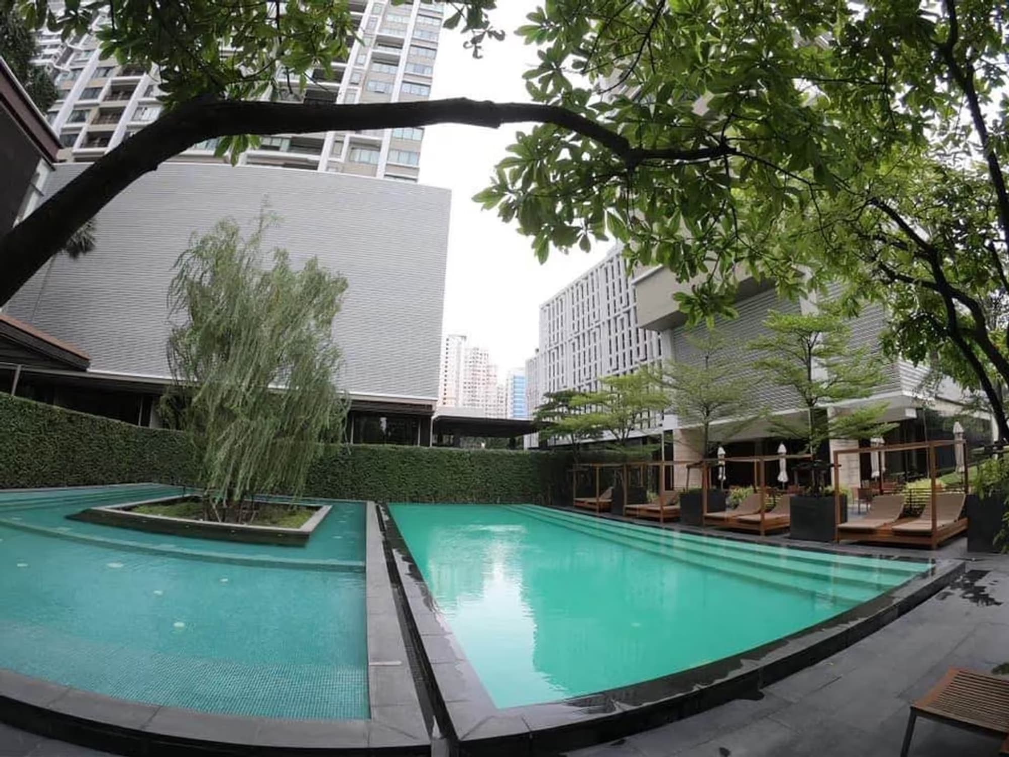 Condo for Rent at The Emporio Place - Image 6