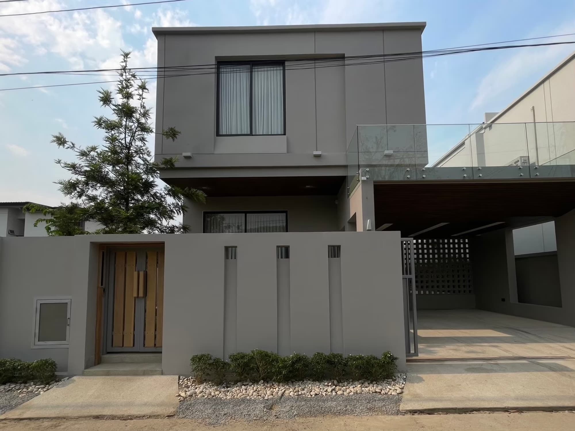 4 ห้องนอน House สำหรับ ขายและจำหน่าย ใน สันกำแพง - Image 2