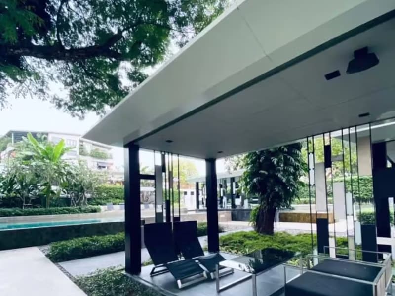 1 Bedroom Condo