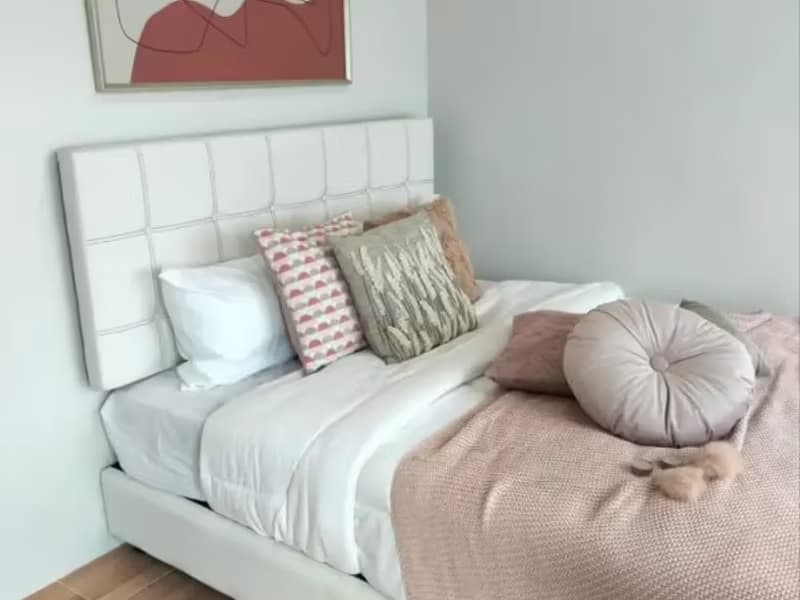 1 Bedroom Condo