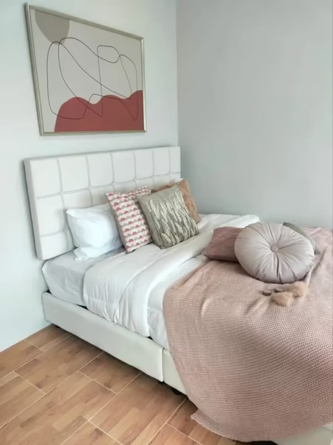 1 Bedroom Condo - Image 2