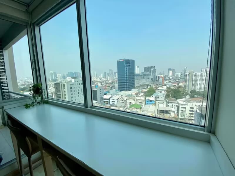 1 Bedroom Condo