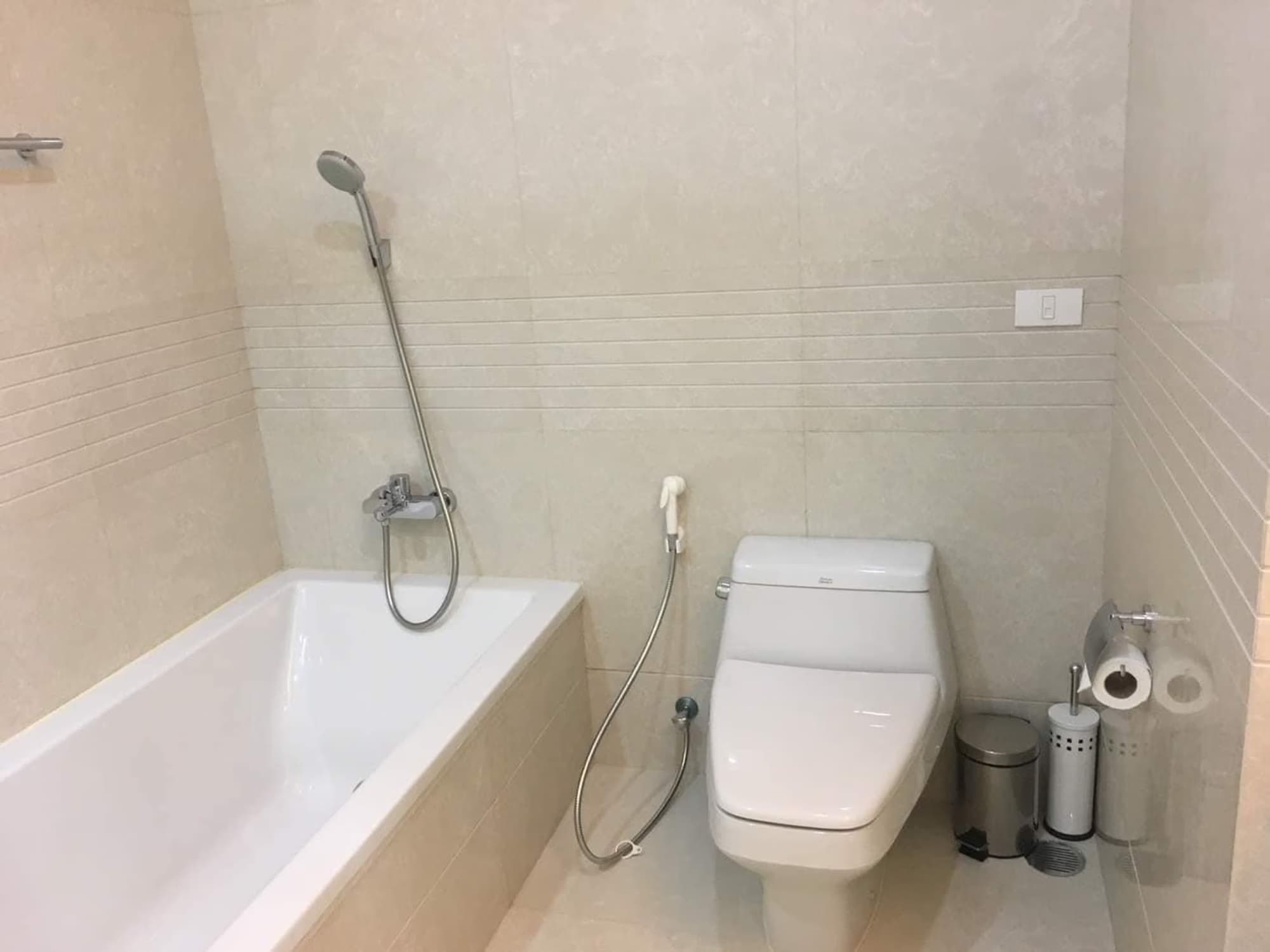2 卧室 公寓 用于 出租 在 Pathum Wan - Image 9