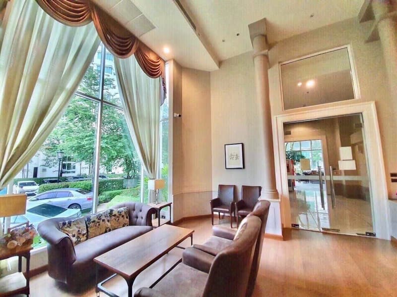 1 Bed Condo for Rent and Sale  Near Thailand Cultural Centre MRT