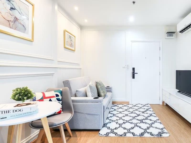 1 Bedroom Condo