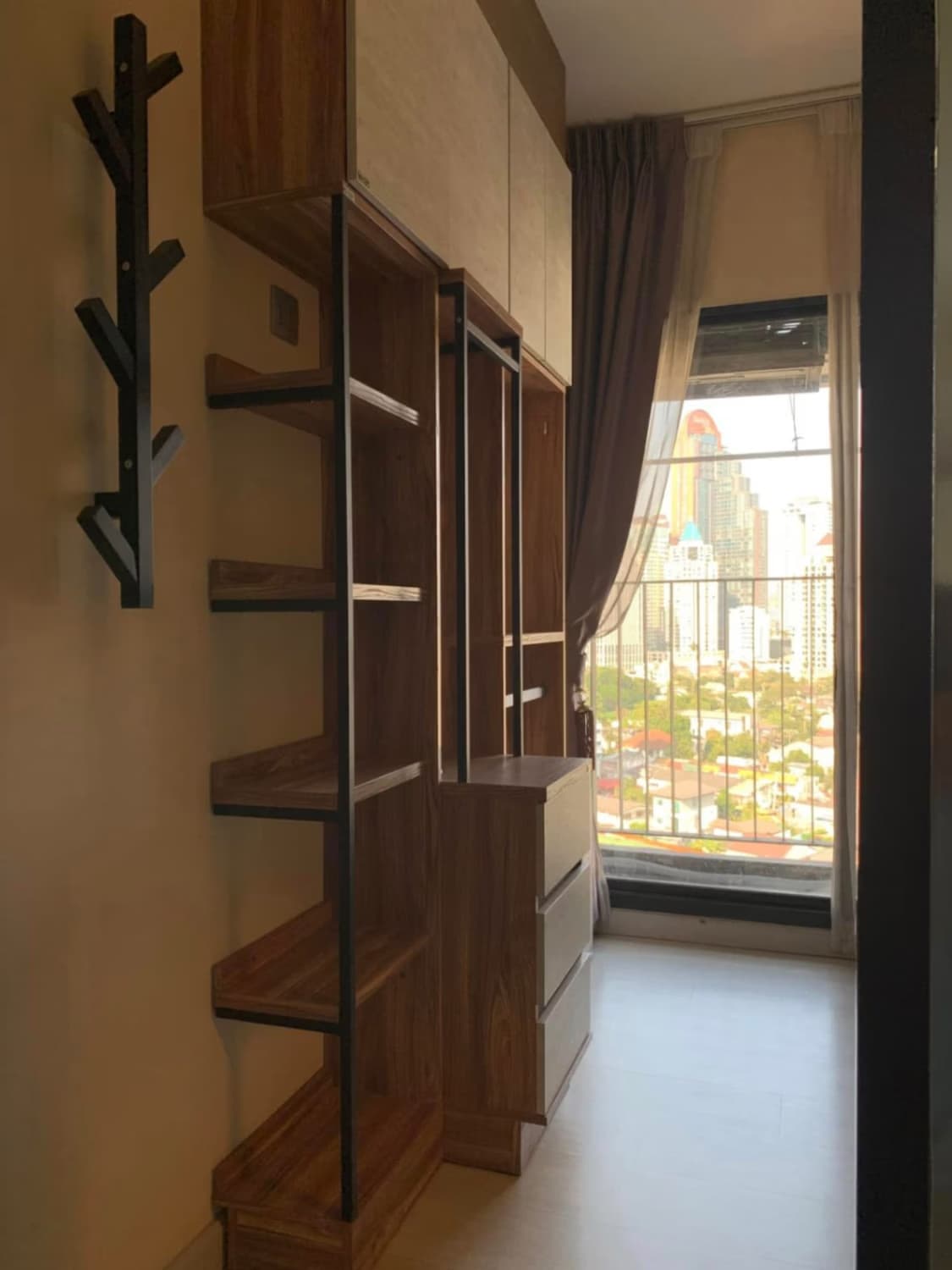 2 Bed Condo for Rent in Sathon - Image 7