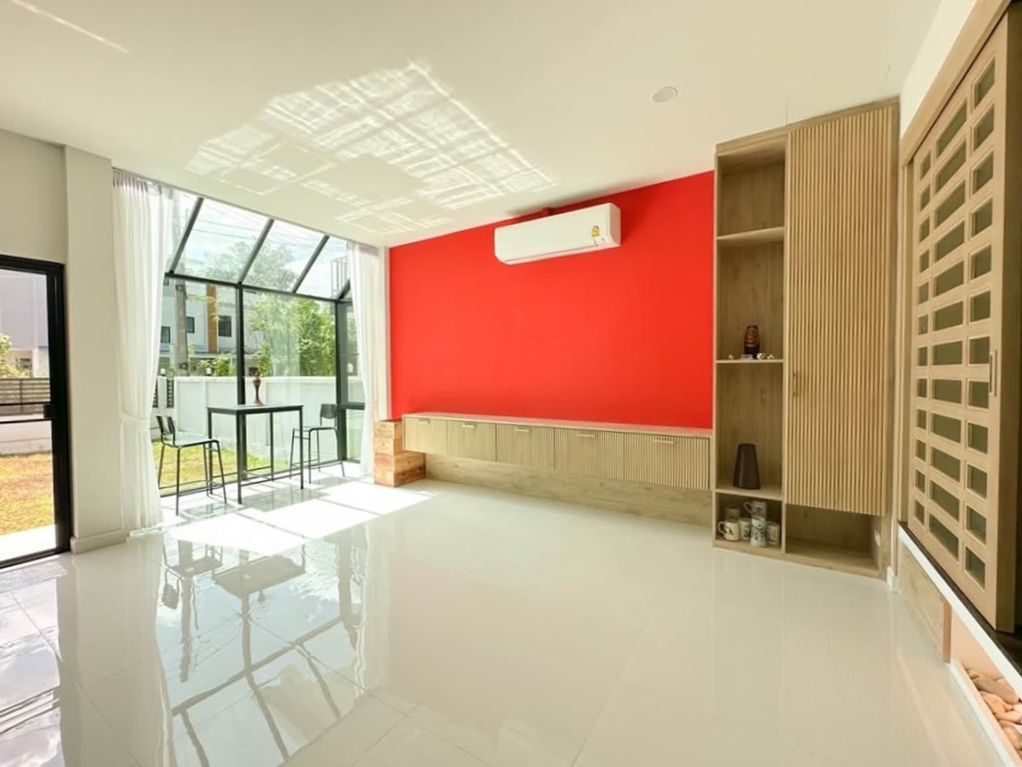 2 Bed House for Sale in Doi Saket District - Image 2