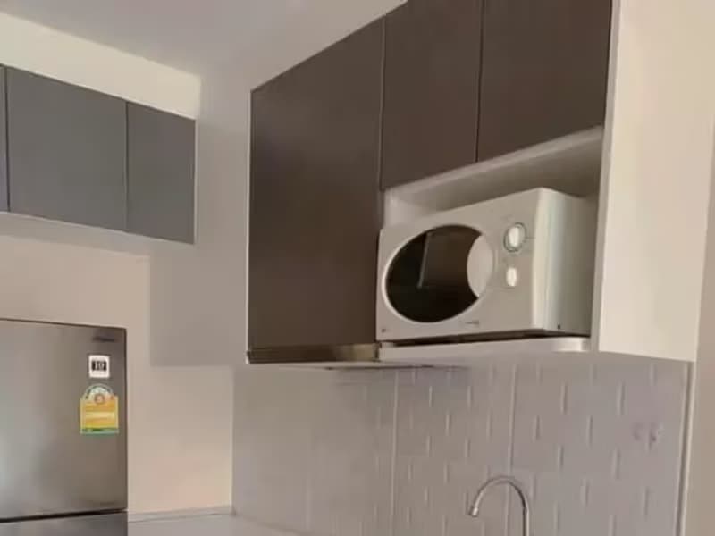 1 Bedroom Condo