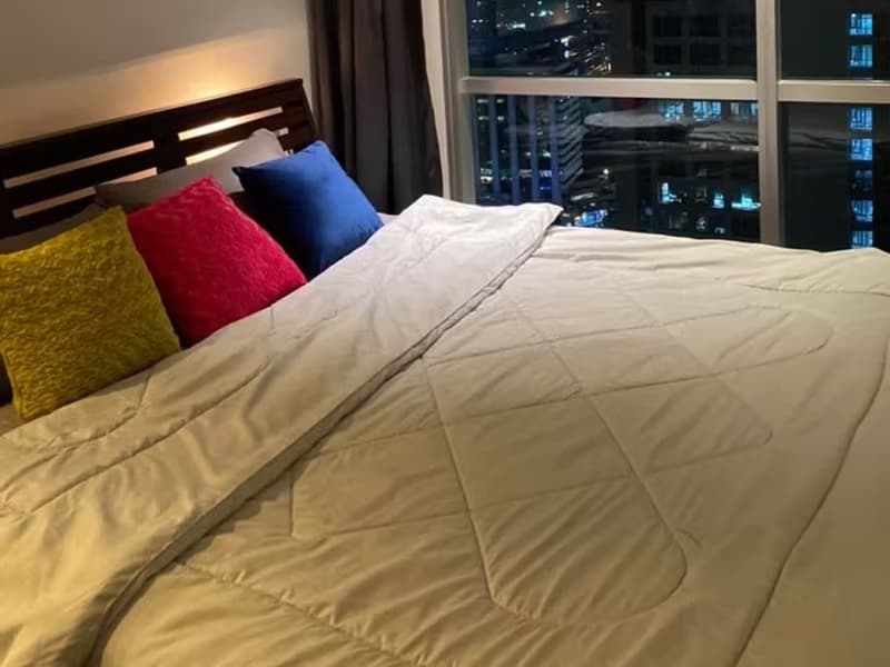 Condo for Rent at Sky Villas