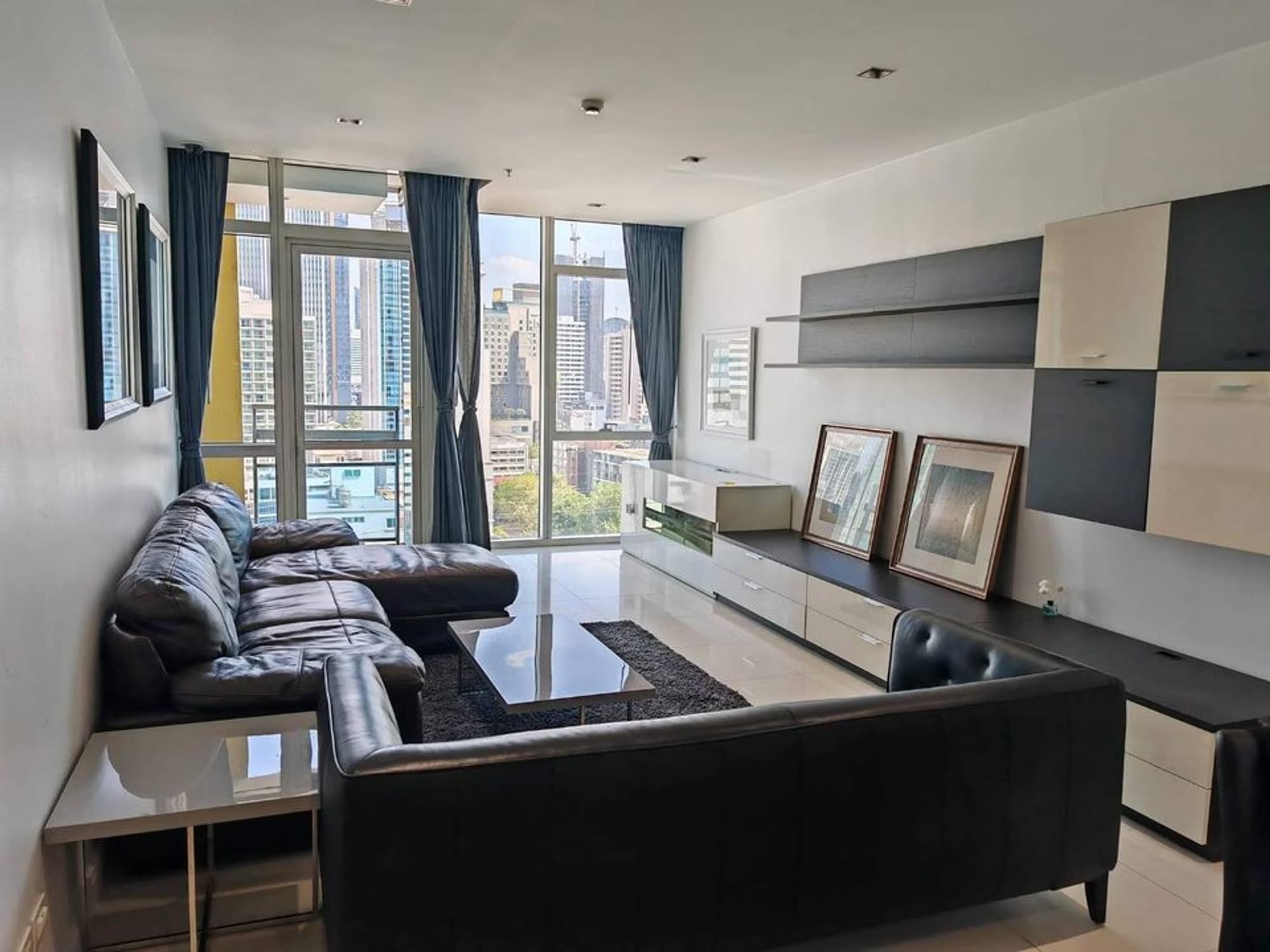 Condo for Sale at Athenee Residence - Image 2