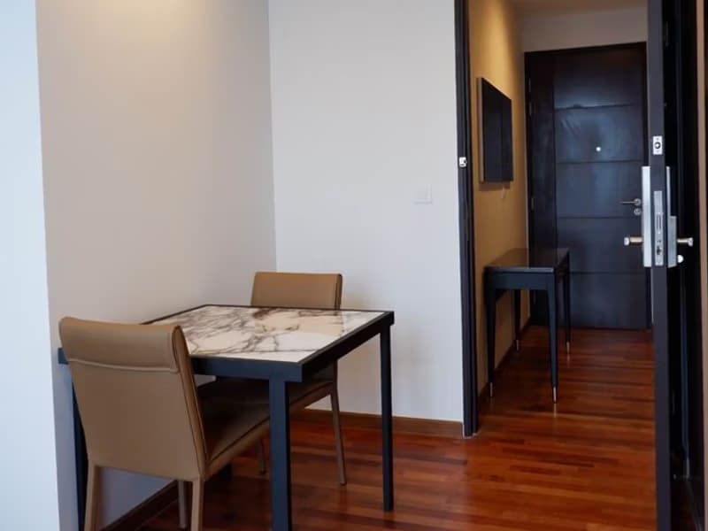 1 Bedroom Condo