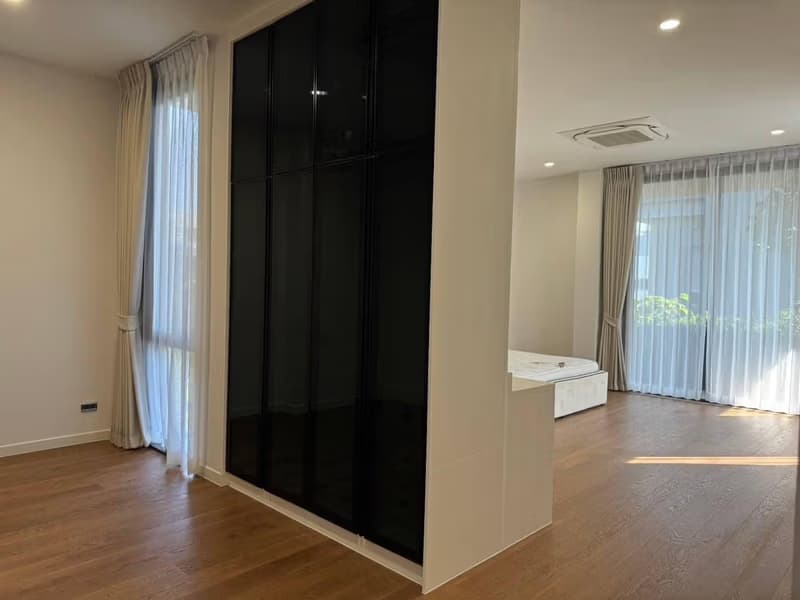 House for Rent, Sale at BuGaan Rama 9-Meng Jai