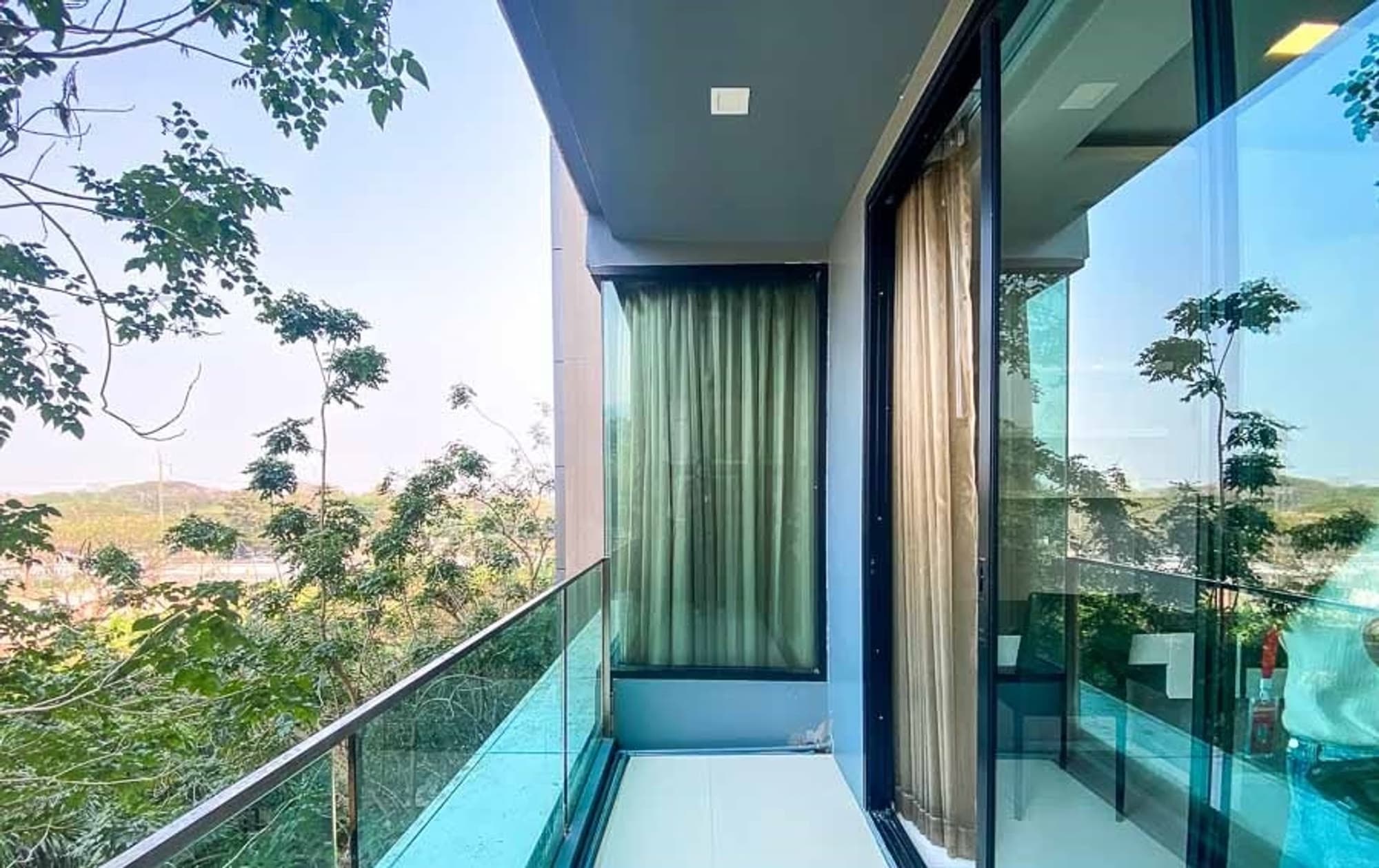 1 Bedroom Condo - Image 6