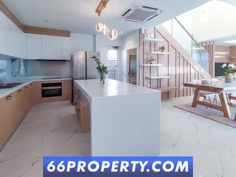 4 Bedroom House