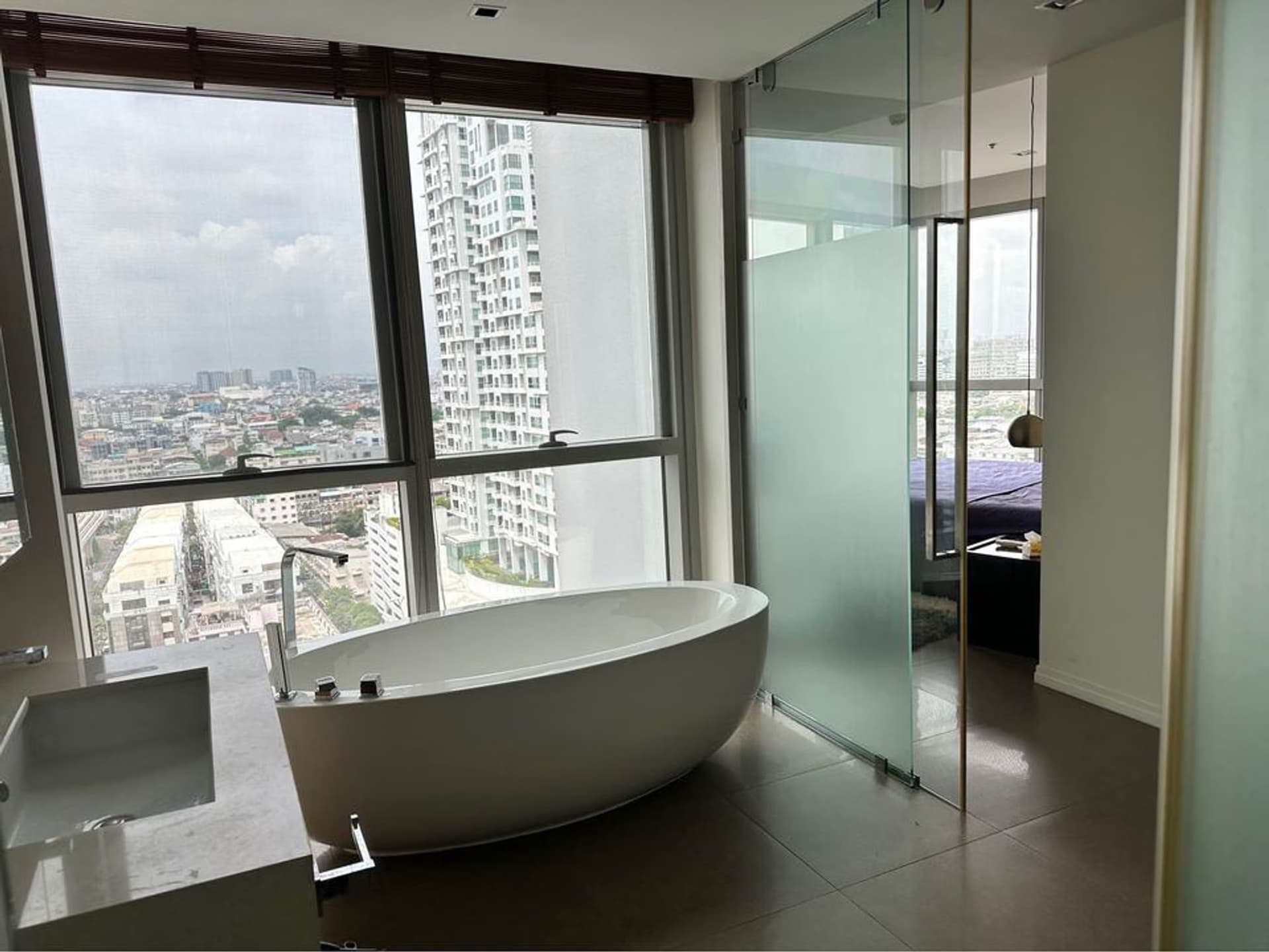  - Image 7