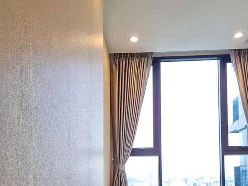 Condo for Rent at Whizdom Essence Sukhumvit 101