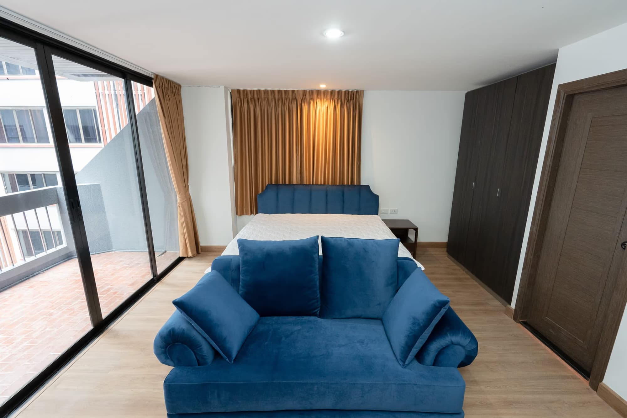1 Bed Condo for Rent in Khlong Toei - Image 2