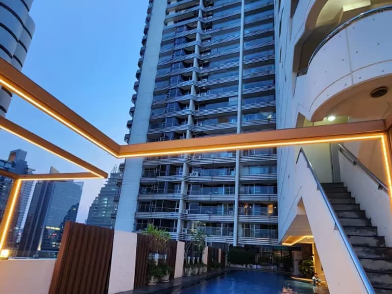 Sukhumvit Suites - 1 Bed Condo for Rented *SUKH4254
