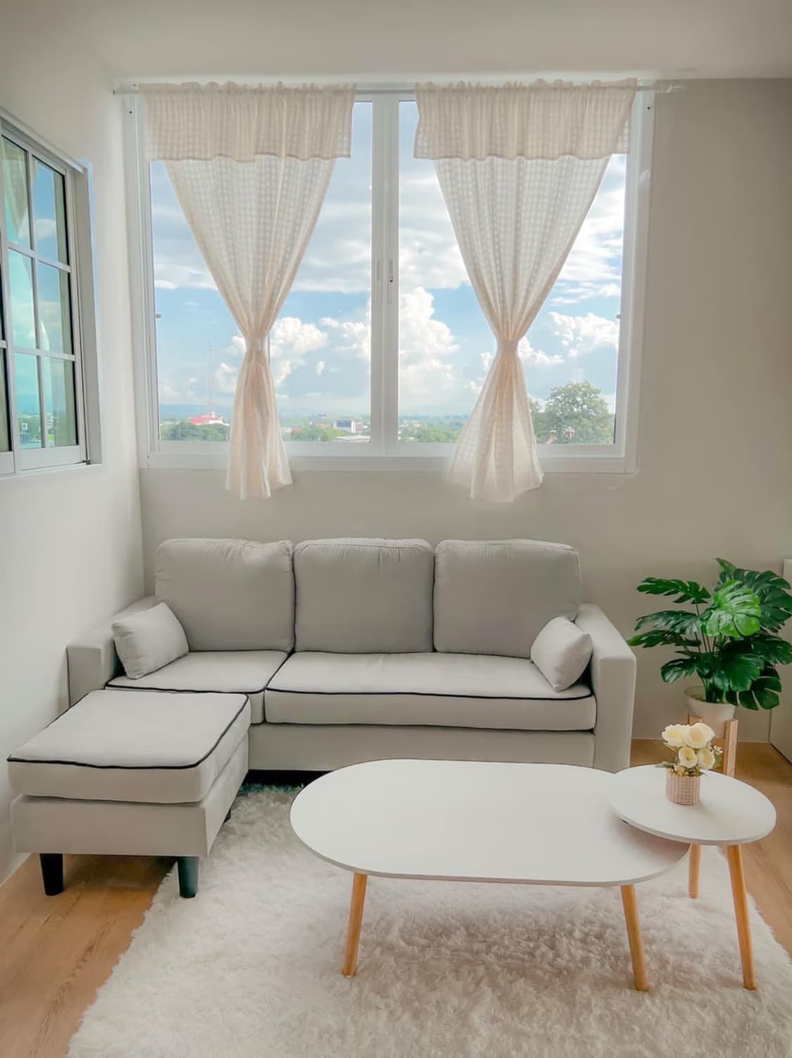 Condo for Sale at SR Complex - Image 2